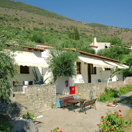 Kotronas Bay Bungalows Экстерьер фото